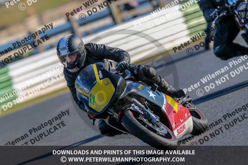 PJM Wedding Photography;enduro digital images;event digital images;eventdigitalimages;mallory park;mallory park photographs;mallory park trackday;mallory park trackday photographs;no limits trackdays;peter wileman photography;racing digital images;trackday digital images;trackday photos